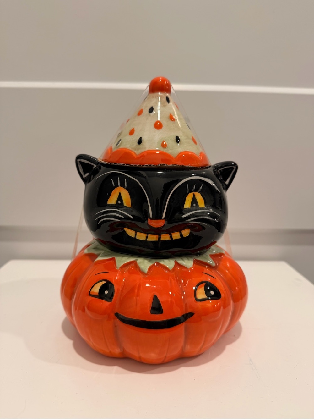 Vintage-Inspired Ceramic Pumpkin & Black Cat Candy Jar - Orange & Black